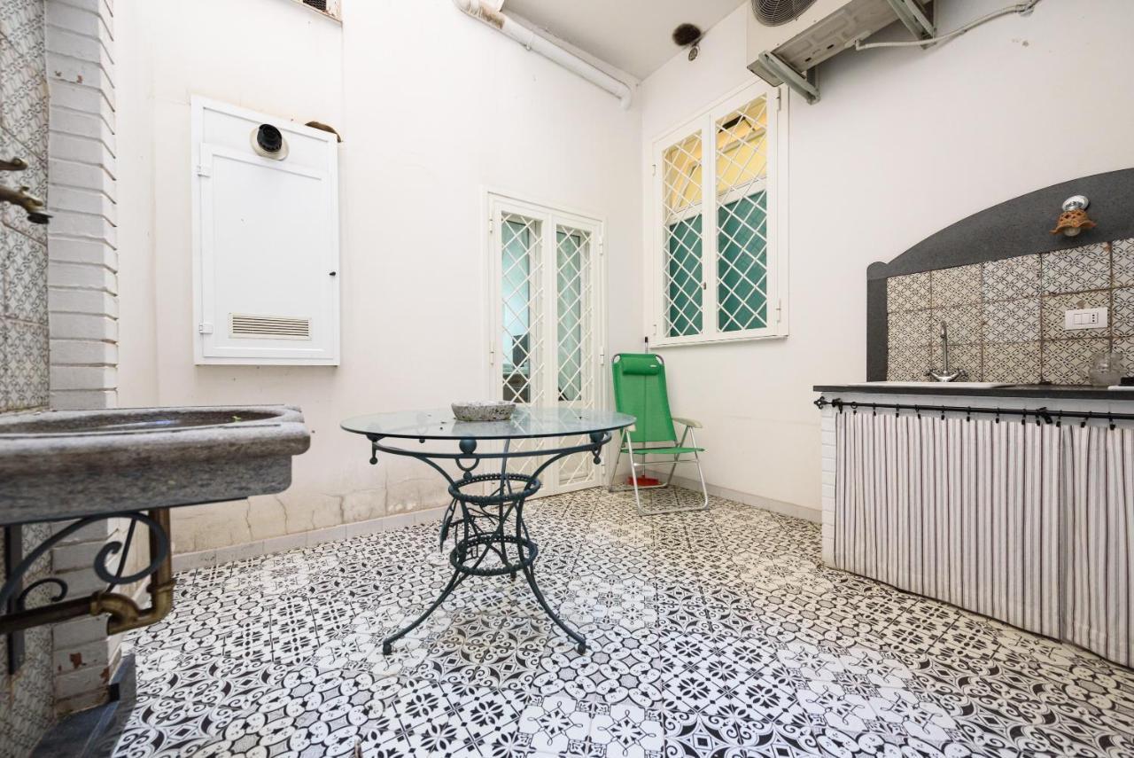 Palazzo Dello Spagnolo Suite Neapol Exteriér fotografie