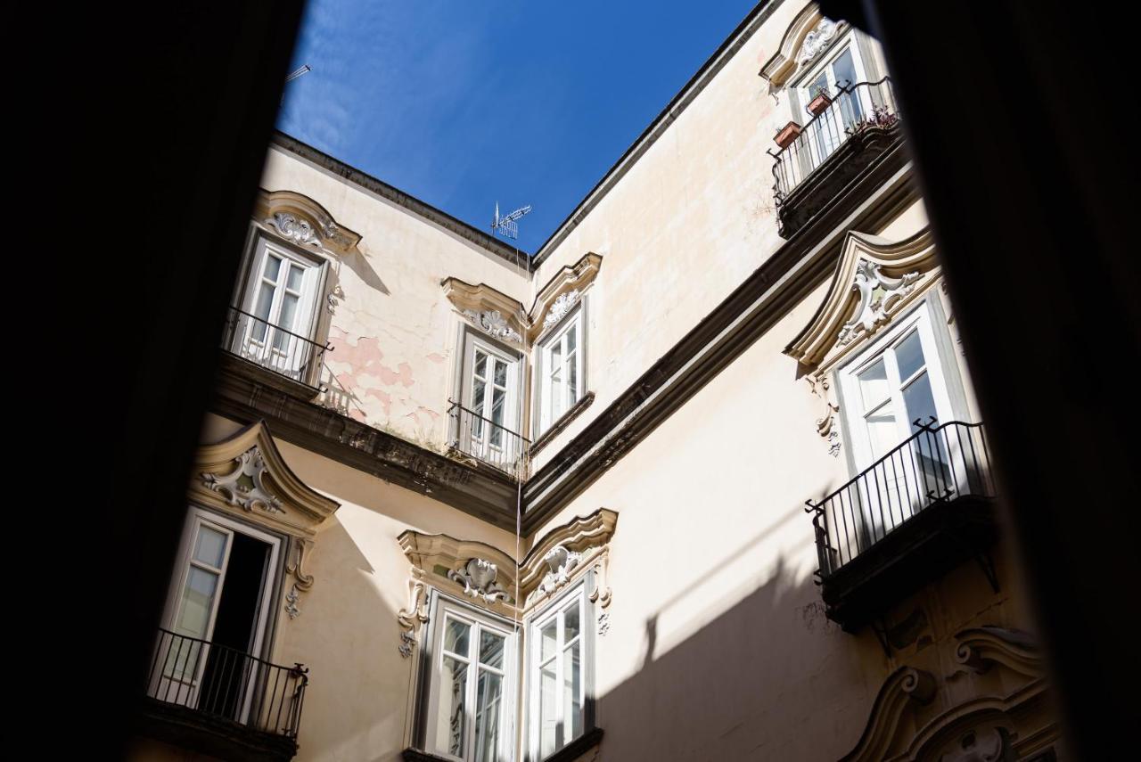 Palazzo Dello Spagnolo Suite Neapol Exteriér fotografie
