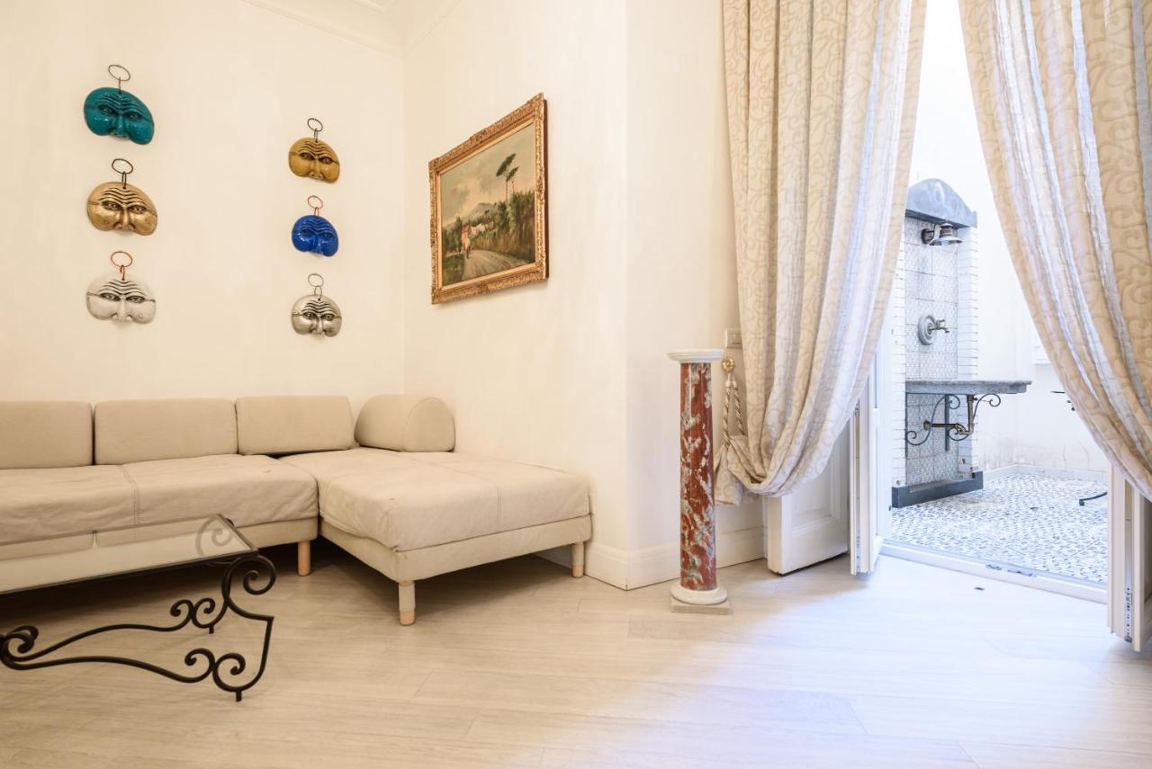 Palazzo Dello Spagnolo Suite Neapol Exteriér fotografie